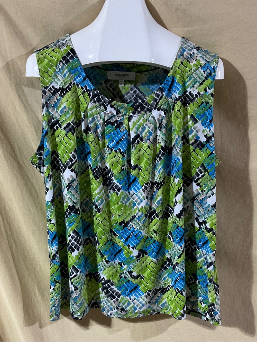 Jones Studio Size 3X Blue Green Black White Patterned Sleeveless Blouse